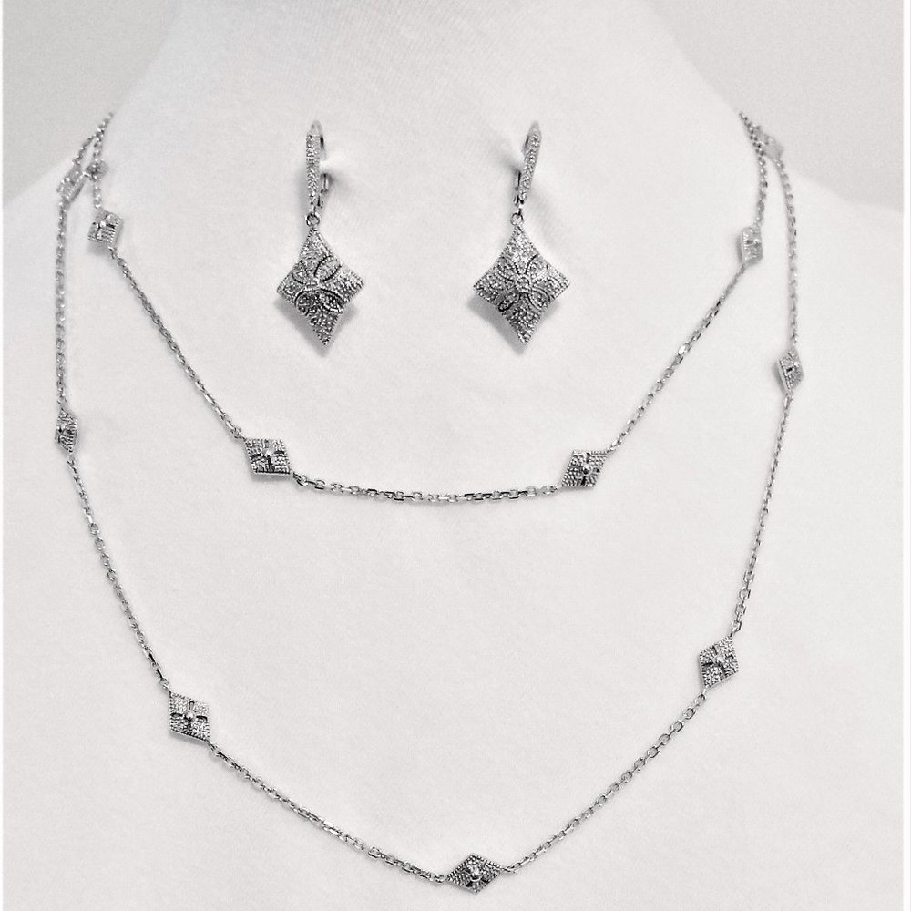 STERLING SILVER NECKLACE (36") & EARRINGS